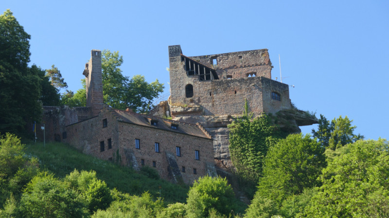 Schildmauerburg Spangenberg aus Nordosten