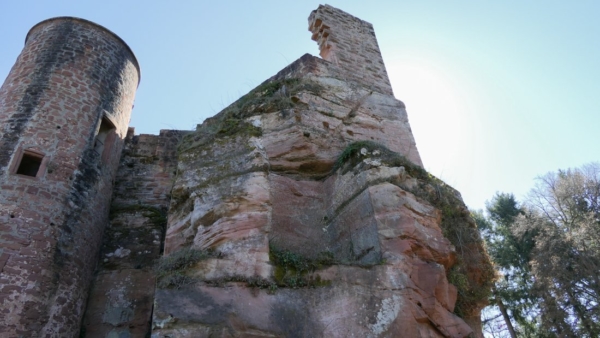 Tankzisterne im Kernfelsen